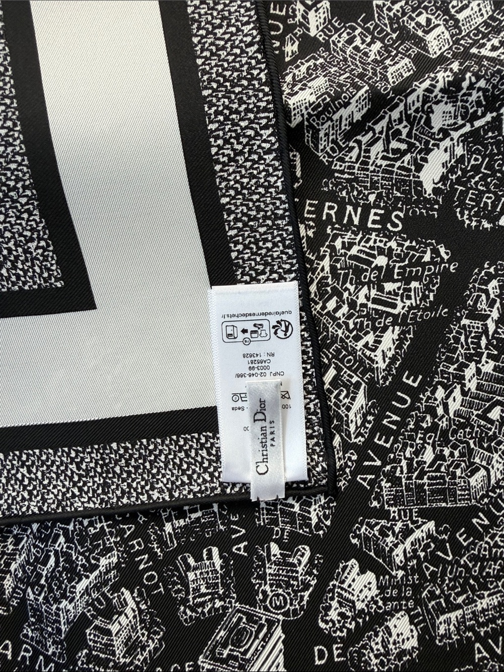 Dior Silk Black and White scarf- NEW - Picture 4 of 5